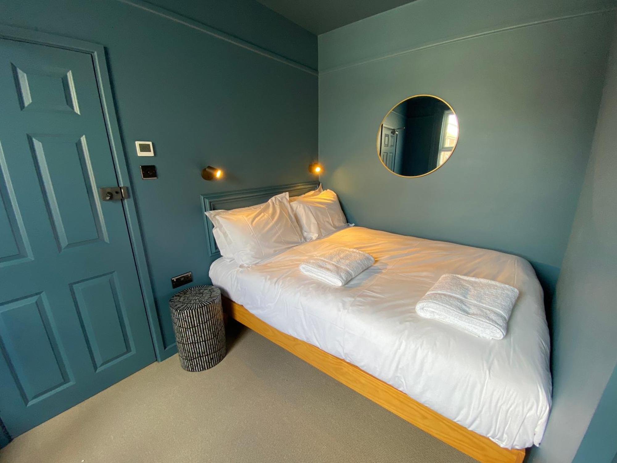 Rooms At The Quayside - Stylish En-Suite Rooms On Poole Quay All Fully Refurbed Exterior photo